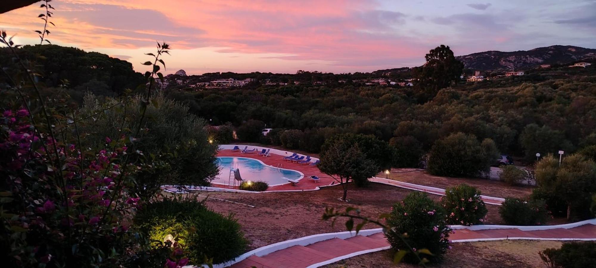 Residence Pinnetta Cala Bitta Baja Sardinia Zewnętrze zdjęcie